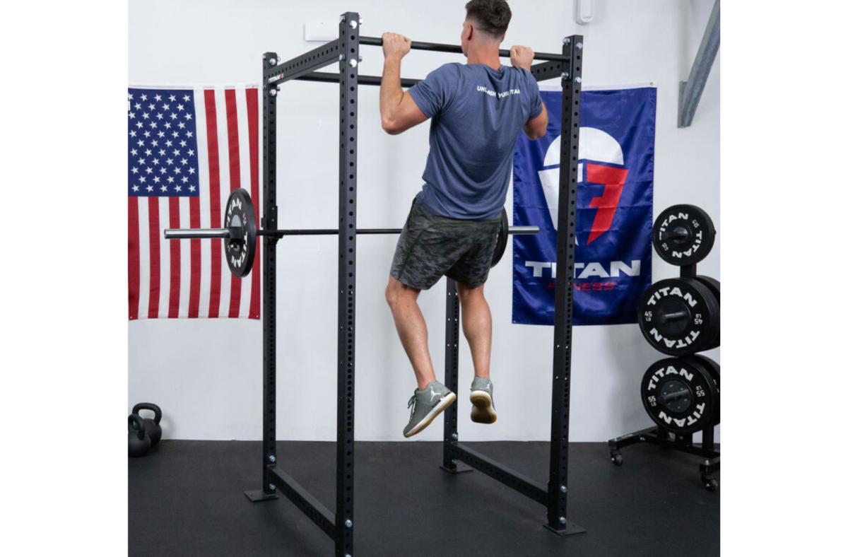 Titan T-3 Power Rack .
